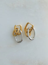 Load image into Gallery viewer, Mix Oval Swing Earrings - Waterproof
