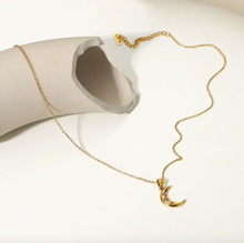Load image into Gallery viewer, Zircon Pendant Necklace - Waterproof
