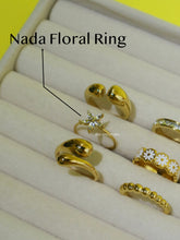 Load image into Gallery viewer, Nada Floral Ring

