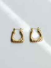 Load image into Gallery viewer, Trapezoid Earrings - Waterproof
