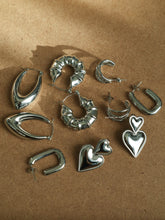 Load image into Gallery viewer, Silver Double Heart Drop Earrings
