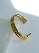 Load image into Gallery viewer, Richi Bangle - Waterproof
