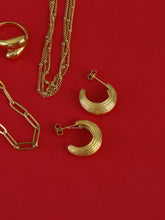 Load image into Gallery viewer, Lonu Cuff Earrings - Waterproof
