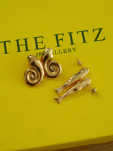 Load image into Gallery viewer, Lux Shell Earrings - Waterproof
