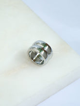 Load image into Gallery viewer, Silver Classic Bold Ring - Waterproof
