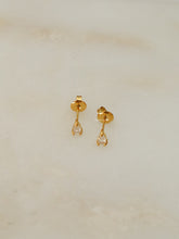 Load image into Gallery viewer, Muich Stud Earrings - Waterproof
