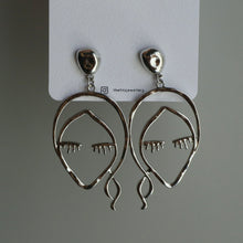 Load image into Gallery viewer, Lady Shaped Silver Earrings
