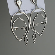 Load image into Gallery viewer, Lady Shaped Silver Earrings
