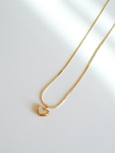 Load image into Gallery viewer, Mirror Heart Necklace
