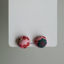 Load image into Gallery viewer, Cotton Flower Pattern Earrings
