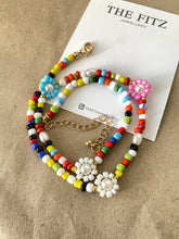 Load image into Gallery viewer, Small Flower Beads Necklace
