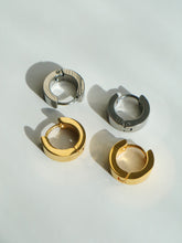 Load image into Gallery viewer, Small Huggie Hoop Earrings (3 Colors)
