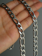 Load image into Gallery viewer, Unisex Deep Figaro Chain Necklace
