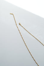 Load image into Gallery viewer, Minimalist Lace Chain Necklace
