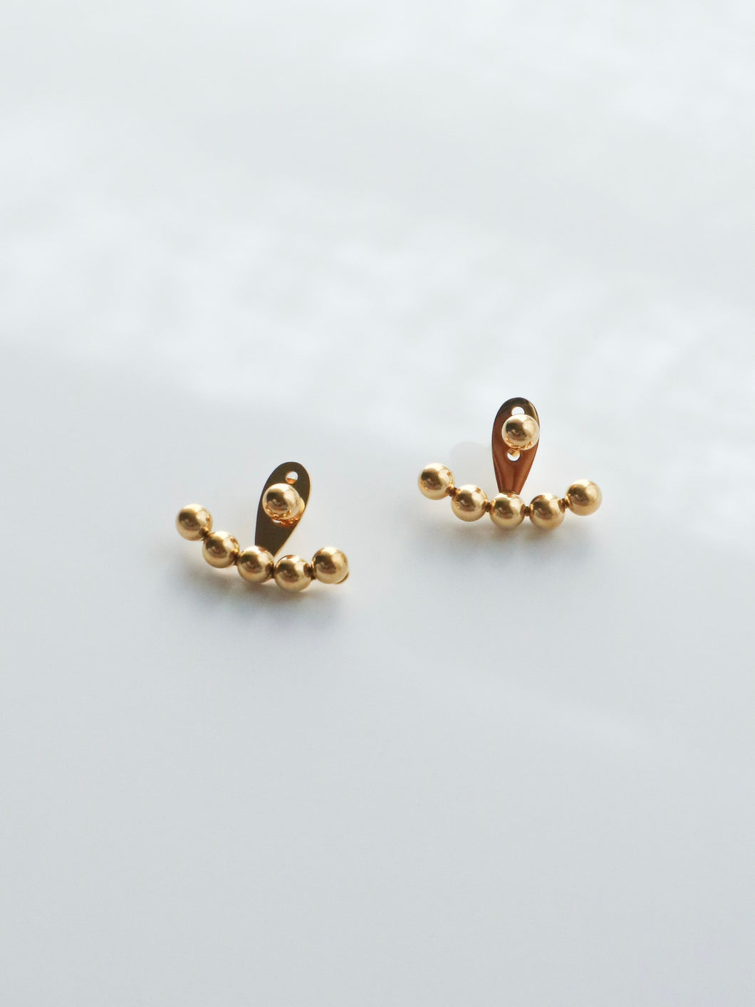 Gold Charming Curve Stud Earrings